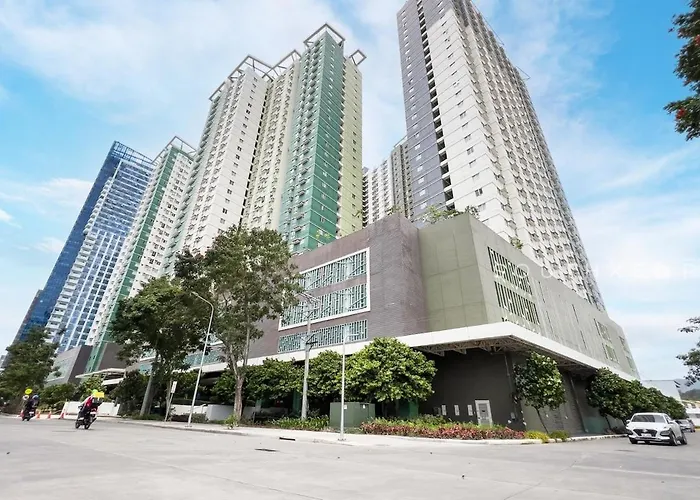 Apartment Furnished In It Park With Wifi, Netflix And Pool Access Cebu