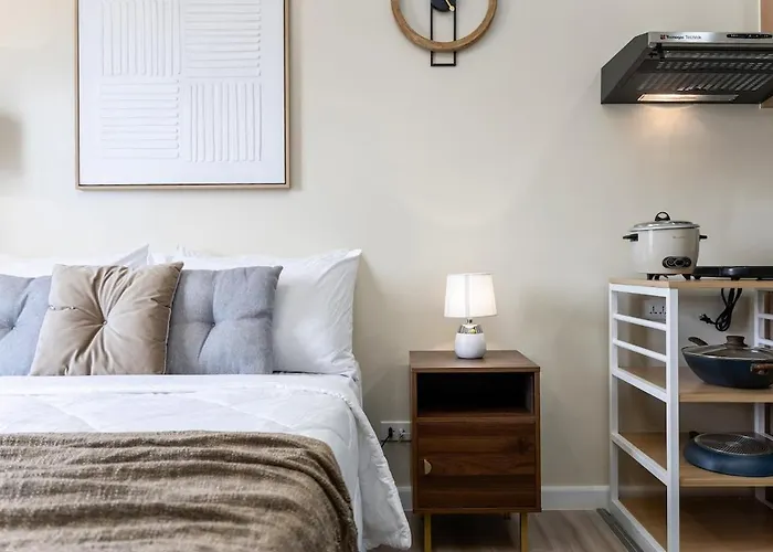 Furnished In It Park With Wifi, Netflix And Pool Access Apartment *
