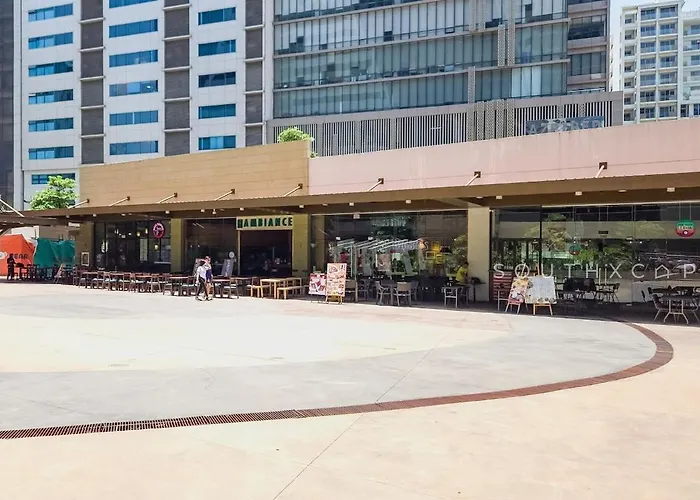 Apartment Furnished In It Park With Wifi, Netflix And Pool Access Cebu