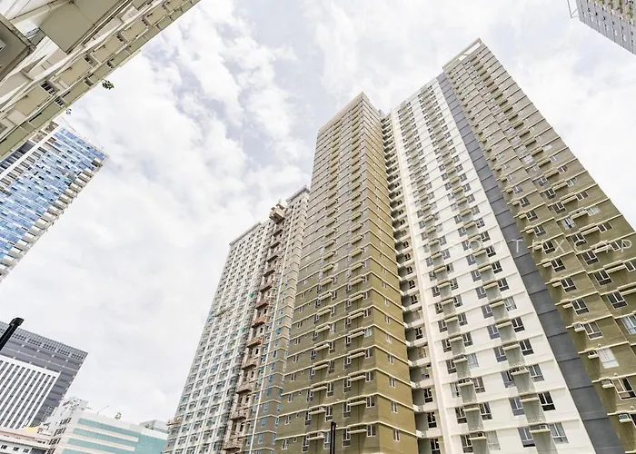 Apartment Furnished In It Park With Wifi, Netflix And Pool Access Cebu