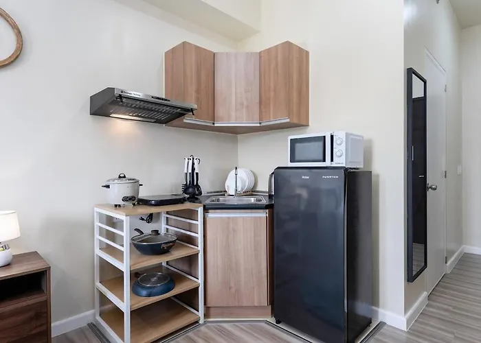 Apartment Furnished In It Park With Wifi, Netflix And Pool Access *